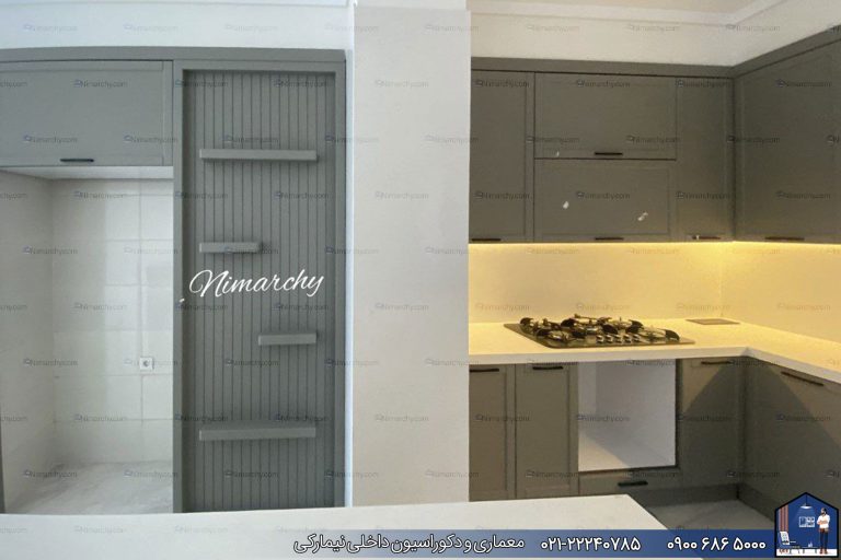 Nimarchy.com - کابینت نئوکلاسیک طوسی و چوب - پروژه آجودانیه