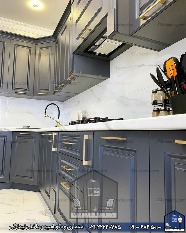 Nimarchy.com - کابینت نئوکلاسیک با رنگ خاص پروژه کامرانیه