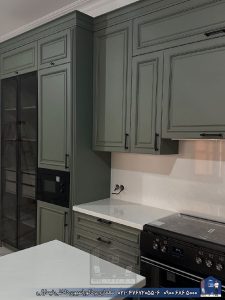 Nimarchy.com - کابینت نئوکلاسیک سبز پروژه نیمارکی در رشت