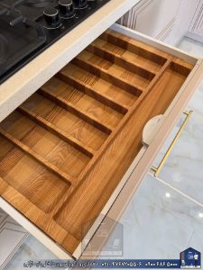 کابینت نئوکلاسیک با رنگ پلی اورتان بژ کرمانشکاه - Nimarchy.com