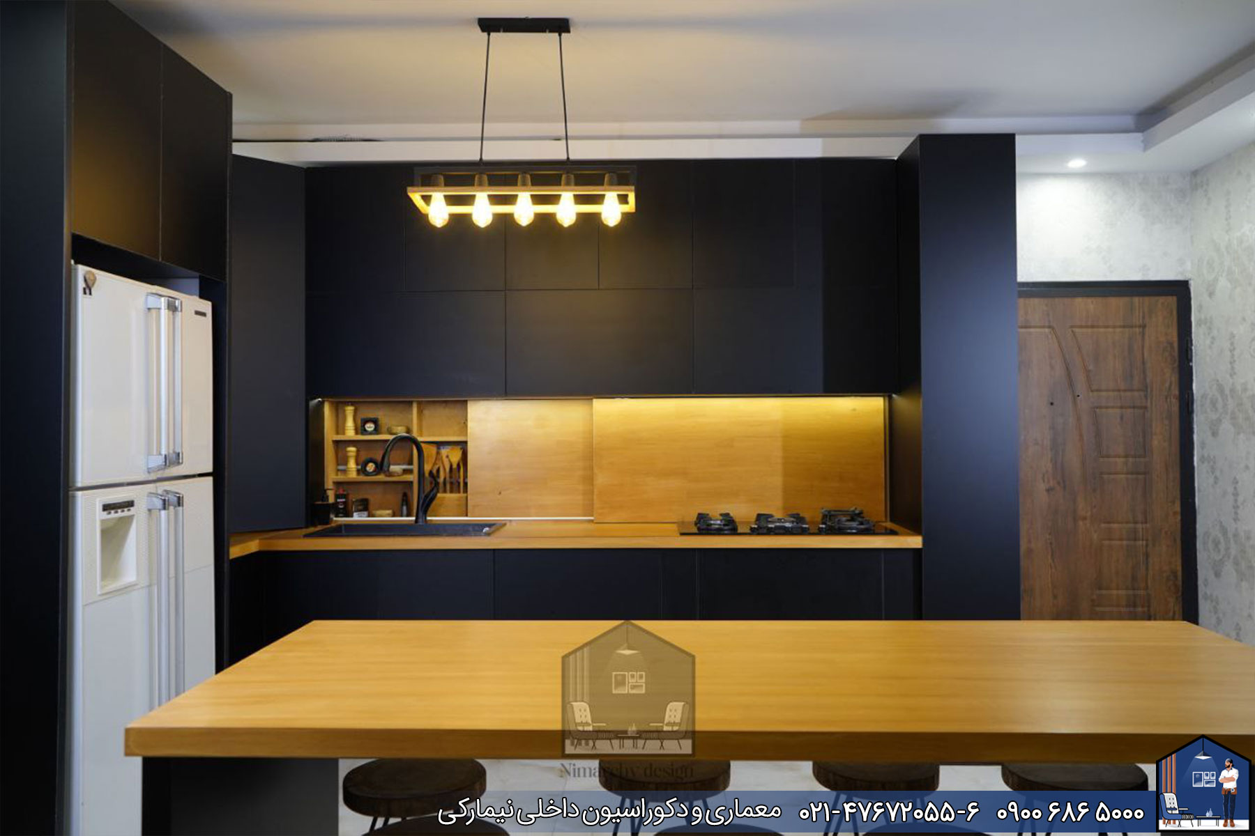 Nimarchy.com - کابینت مدرن مشکی و چوب